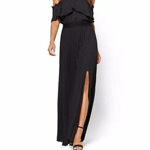 NY & Company New 7th Ave Sheer Slit Pleated Maxi Skirt Size Small